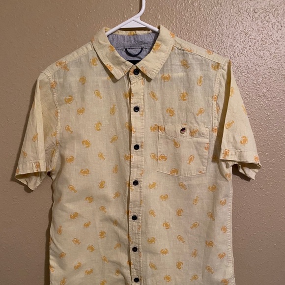Modern Amusement Casual Short-Sleeve Button Down. - Picture 2 of 4